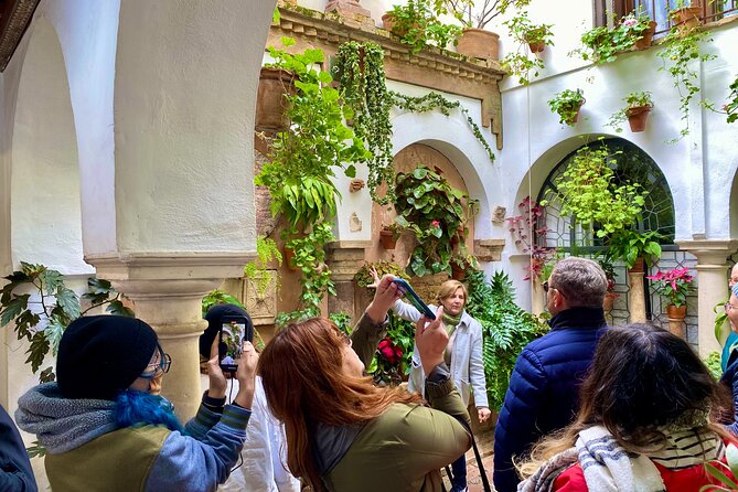 2 Days Cordoba with Mosque Ticket and Hotel Tour - La Judería and the Sinagoga de Córdoba Stop