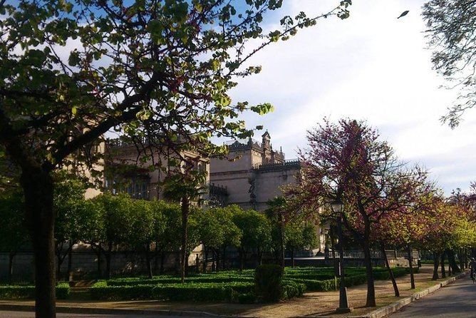 2h30 Private Walking Tour of Seville with Local Guide - How a 2h30 Private Walking Tour Fits Seville