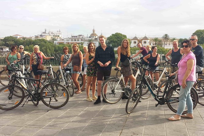 3-hour Guided Bike Tour along the Highlights of Seville - How the ride works: 3 hours, mostly easy, and built for first-time orientation