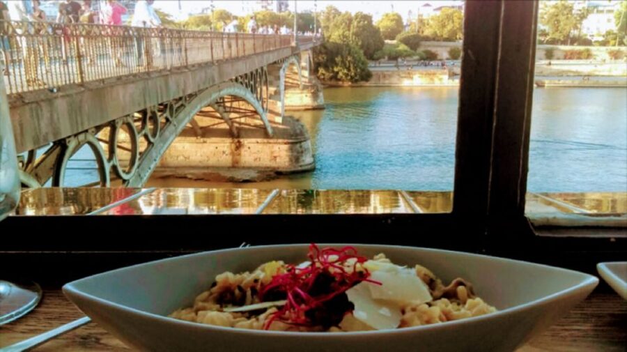 3-Hour Tapas Tour in Triana, Sevilla's Vibrant Neighborhood - Meet-Up Options at C. Arfe or C. Francos, Then Into Triana