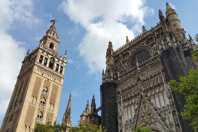 Alcazar and Cathedral & Giralda of Seville. Skip The Line! Includes access tickets - Real Alcázar: Skip Tickets and Learn the Palace in Layers