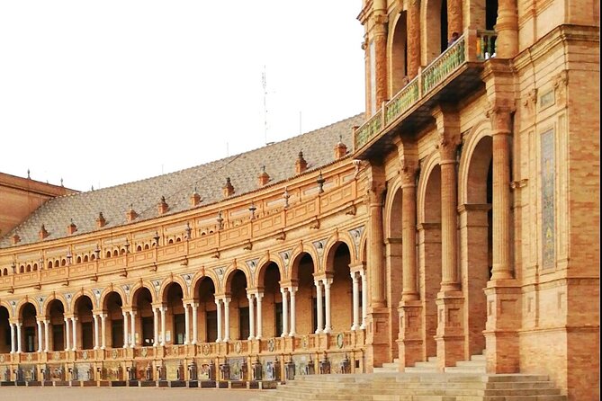 Alcazar, Cathedral, Plaza De España And Maria Luisa Park Private Tour - Plaza de España, a short visit that still gives you the feel
