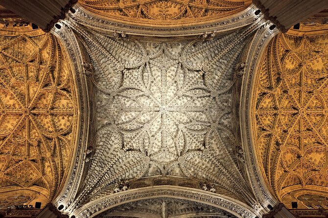 Alcazar of Seville Guided tour with Skip the Line Access - Who should book this Alcázar guided tour