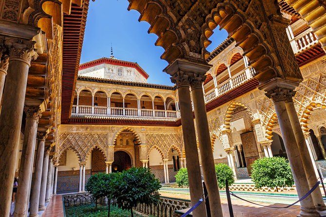 Alcazar of Seville Guided Tour with Skip the Line Ticket - Meeting point and ID checks (this is where trips get messy)