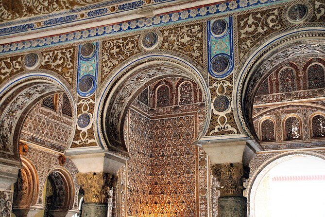 Alcazar of Seville Private Tour - Pickup, meeting point, and how to avoid the Seville scramble