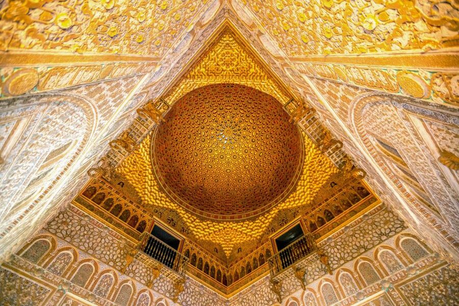 Alcázar of Seville Skip-the-Line Tickets and Guided Tour - What happens during the 1.5-hour guided route