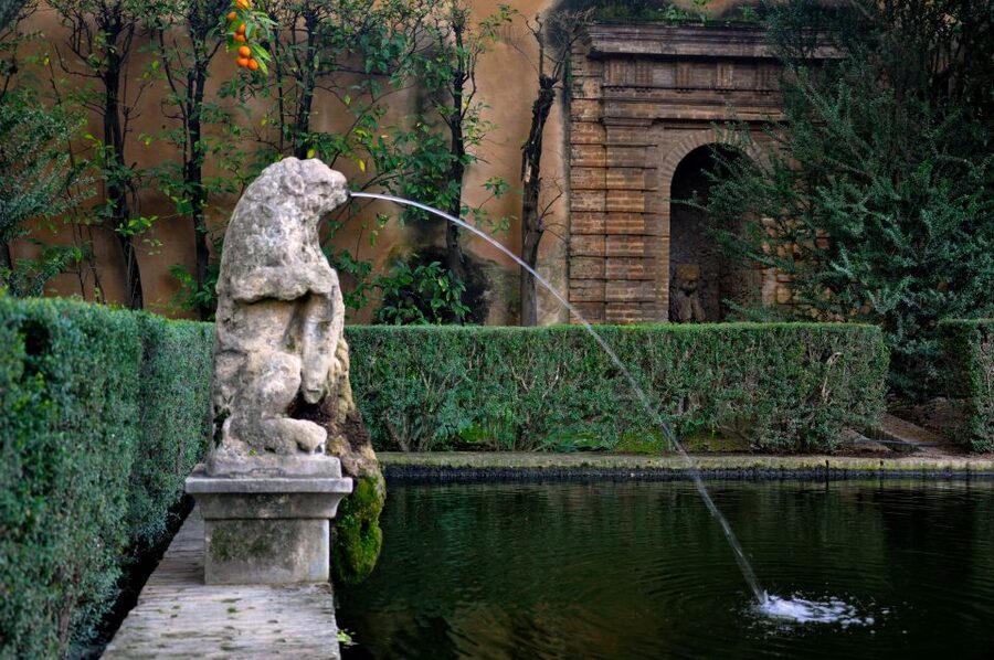 Alcázar of Seville Skip-the-Line Tickets and Guided Tour - Meeting at Calle Hernando Colón 6, and how to avoid stress