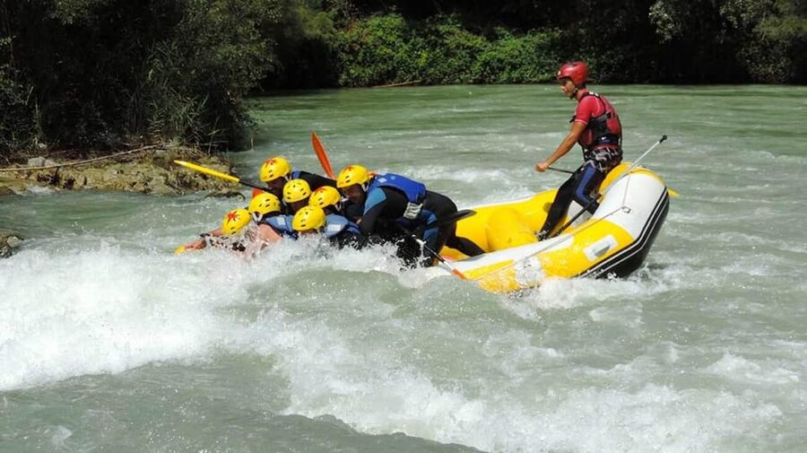 Andalucia: Rafting Experience on Río Genil - Who this Río Genil rafting trip is best for
