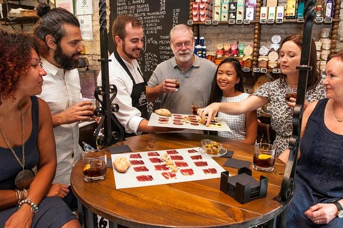 Authentic Flamenco Show with Tapas & Wine Guided Tour - Key things that make this night work