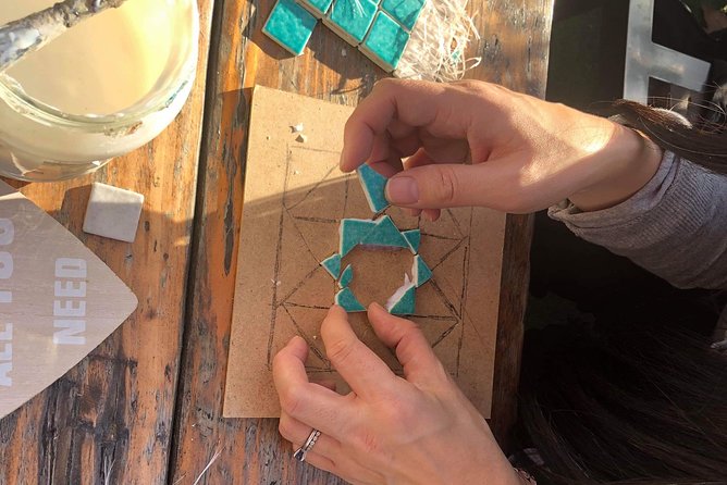 Be an Artisans in Seville for a day - The 2-hour mosaic lesson: what you’ll actually do