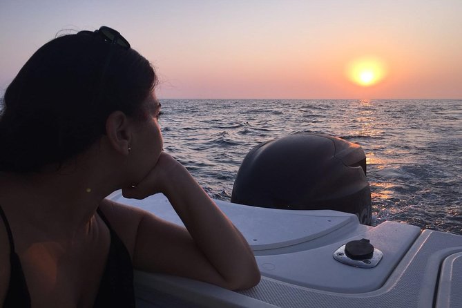 Boat and fishing trips in the Cadiz bay - Choosing the right version: Rota trolling, Fall in love sunset, or 6-hour Atlantic fishing