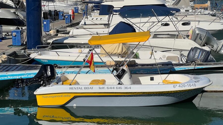 Cadiz: Boat Rental Without License - Driving Without a License: How That Changes the Day