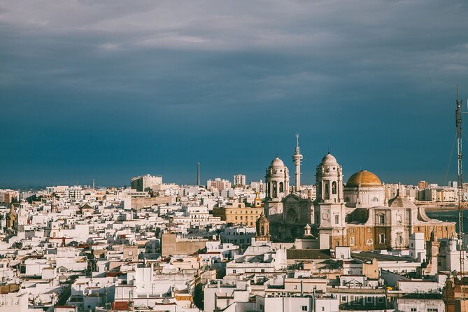 Cadiz : Private Custom Walking Tour With A Local Guide - Starting point and pickup: easy entry, even if your hotel is awkward
