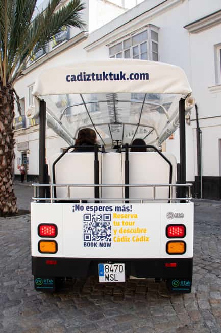 Cádiz TukTuk Tour with Audioguide - El Pópulo to the Catedral golden dome: starting with Cádiz’s oldest layers