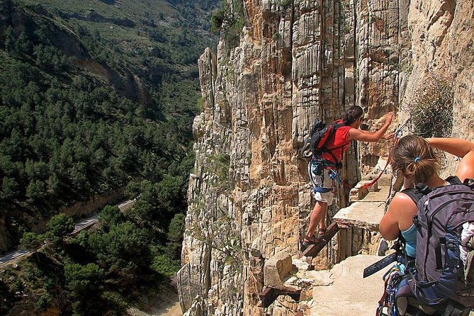 Caminito del Rey Day Trip from Seville - What Guides Add: From Information to Confidence (Catherine and Stefano)