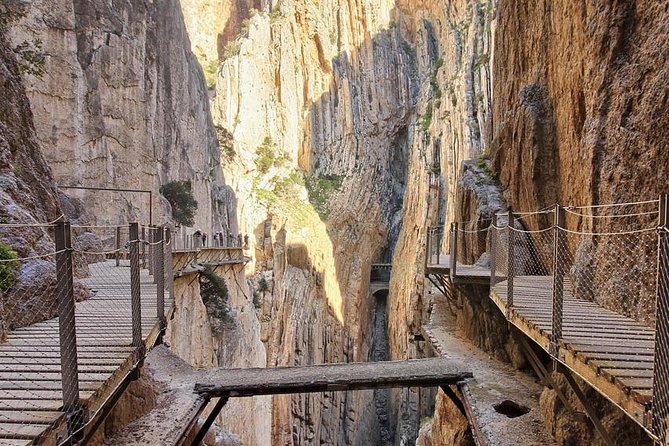 Caminito del Rey from Seville - Stop 1: Embalses Guadalhorce-Guadalteba, a calm warm-up before the walkway