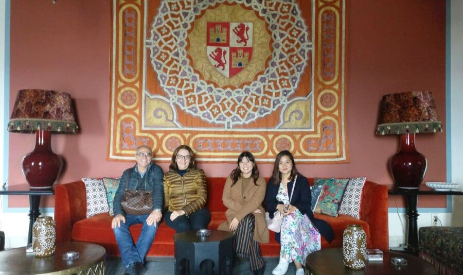 Carmona: City Walking Tour - Church of Santa María and Iglesia de Santiago, what to notice