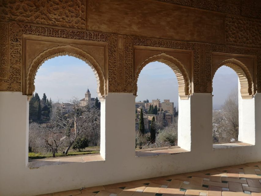 Carmona: City Walking Tour - Gate to Córdoba and the Alcázar del Rey Don Pedro