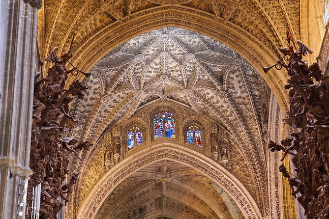 Cathedral and Giralda Tour - Guide style matters, and this tour has strong examples