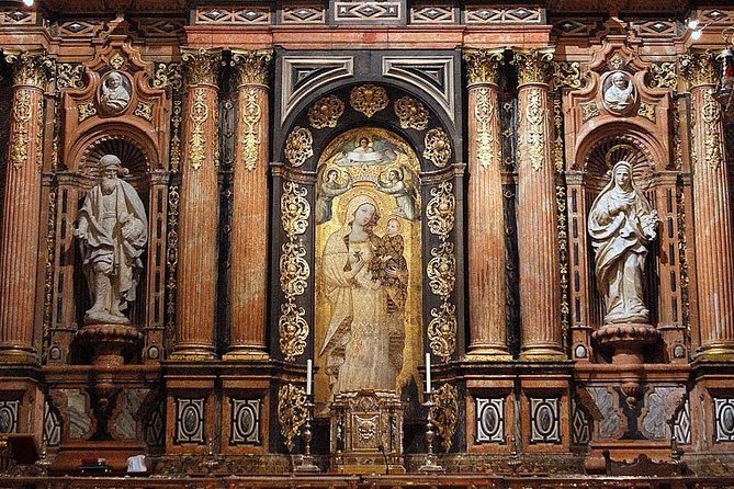 Cathedral & Giralda of Seville Exclusive Group, max. 9 travelers - Who should book this Cathedral and Giralda tour