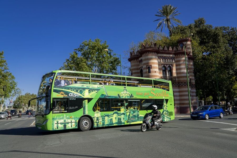 Combo: Hop on hop off + Flamenco Show & Walking tours - Should You Book This Sevilla Combo?
