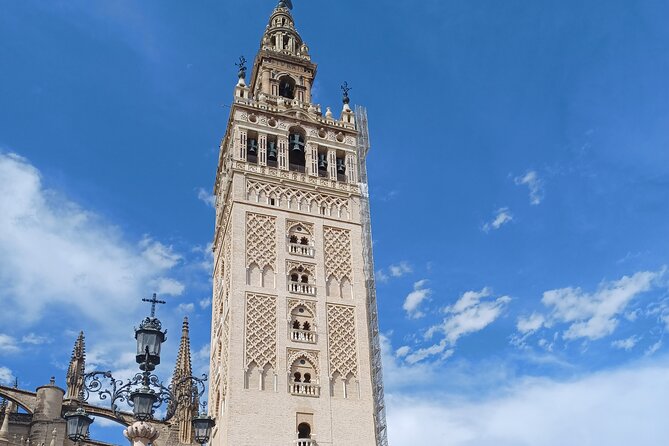 Contrasts of Seville - Convivencia stories in the streets, not in a textbook