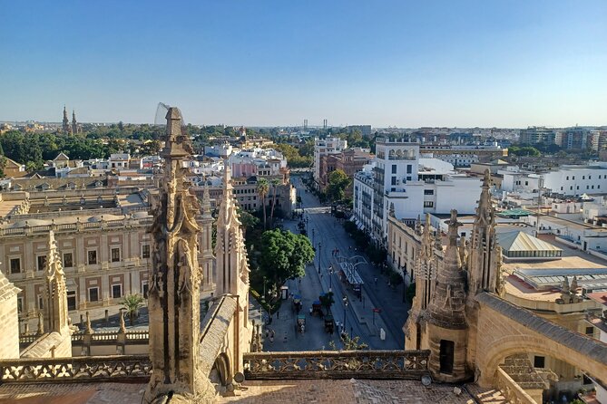 Contrasts of Seville - Practical timing, weather, and the “don’t get left waiting” plan