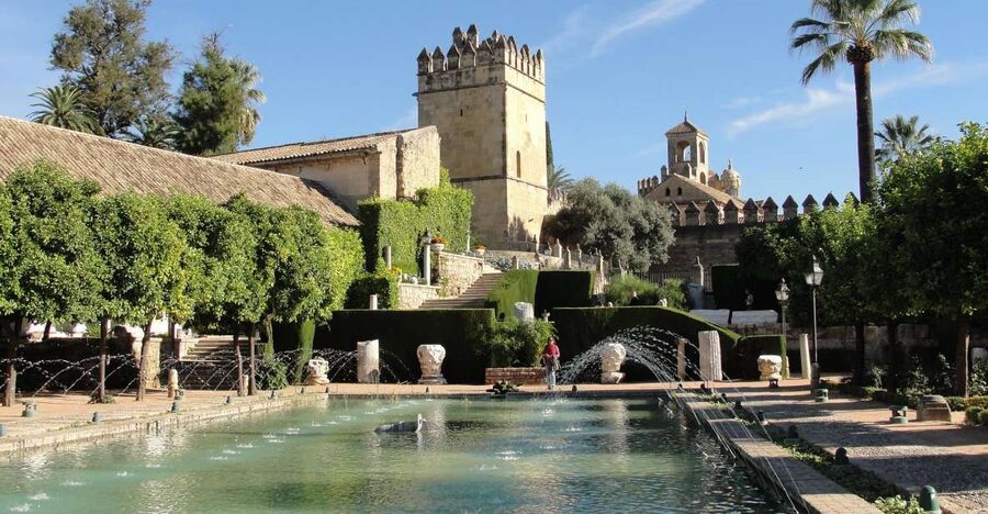 Cordoba: Alcazar Guided Tour and Skip-the-Line Ticket - Skip-the-line entry at the Alcazar of Cordoba: what it buys you