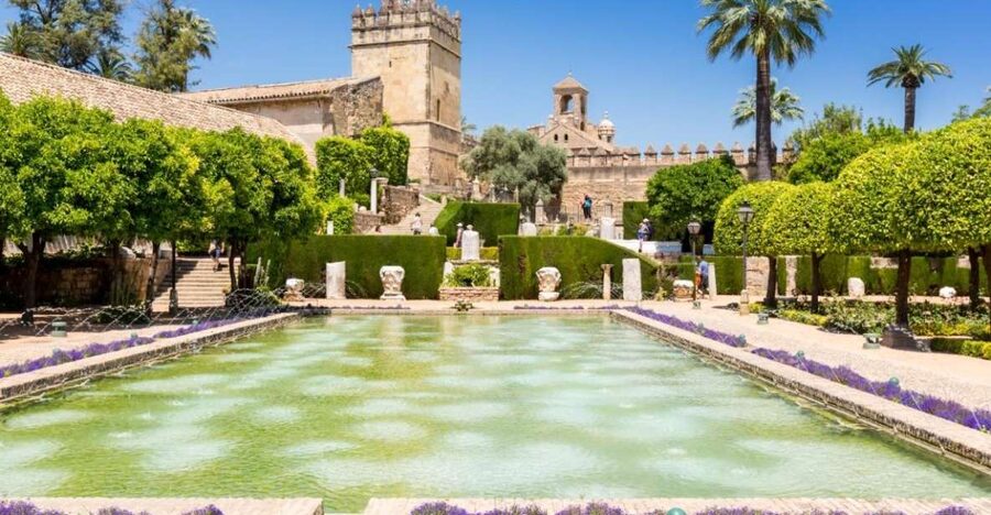 Cordoba: Alcazar of Christian Monarchs 1–Hour Guided Tour - One Hour Through Cordobas Power Centers