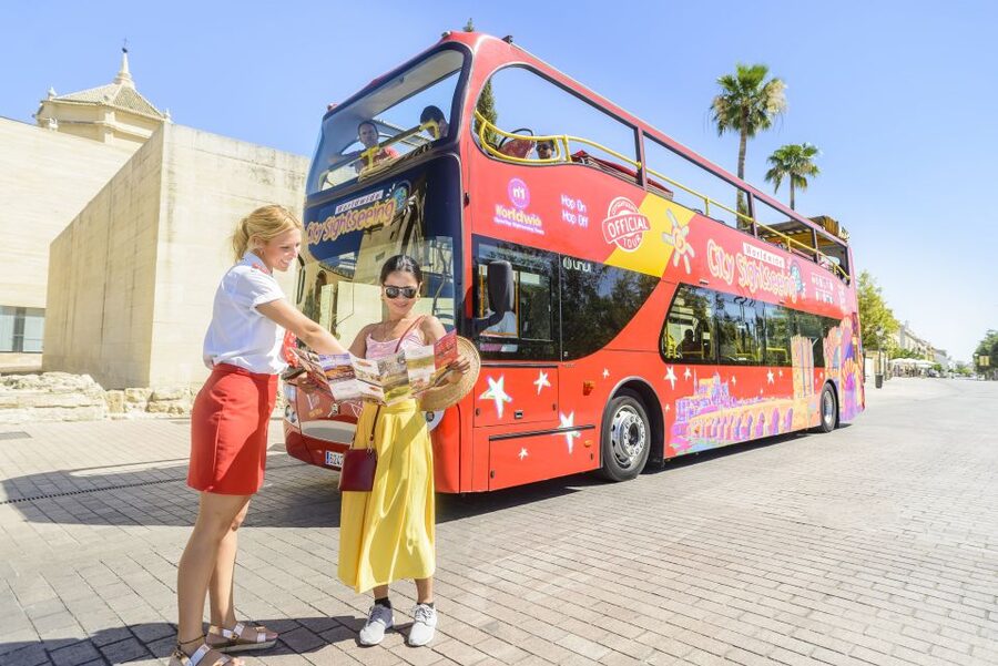 Córdoba: City Sightseeing Hop-On Hop-Off Bus Tour - Getting oriented in Córdoba, one stop at a time