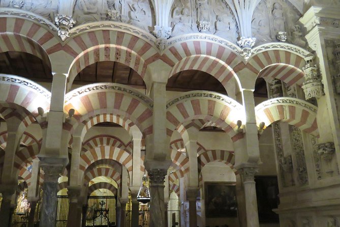 Cordoba City Tour with Mosque-Cathedral from Seville - La Judería and the Córdoba Synagogue: more than a stroll