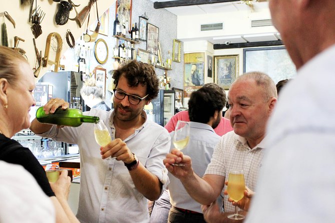 Cordoba Frescas Wine Tasting and Tapas - Meeting Point and Timing: Find Jugo Vinos Vivos in Centro