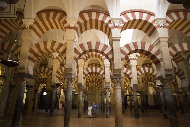 Cordoba Guided Tour Mosque and Cathedral from Seville - The Judería walking time: slow streets, real atmosphere