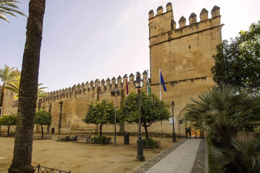 Córdoba Guided Tour of the Mosque, Jewish Quarter & Alcazar - Who this tour is best for