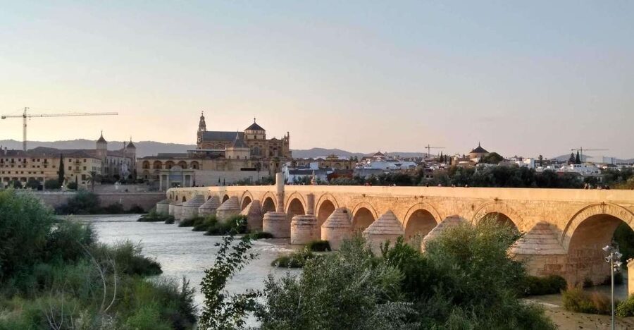 Córdoba Highlights Walking Tour - Alcázar: finishing with power and built form