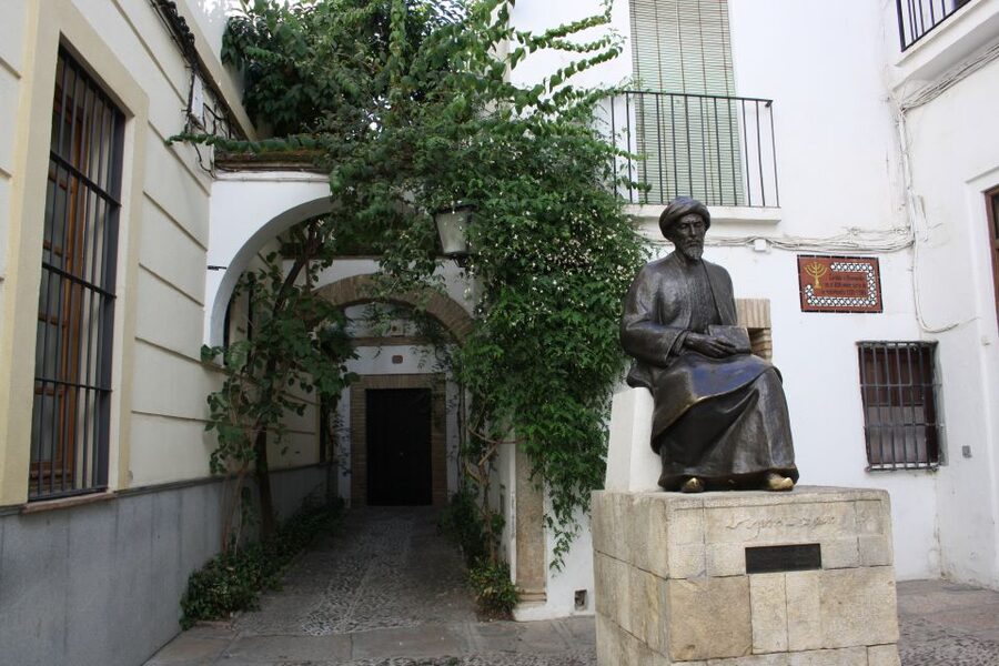Cordoba: Jewish Quarter Walking Tour - Mosque area context: why this walk feels like a crossroad