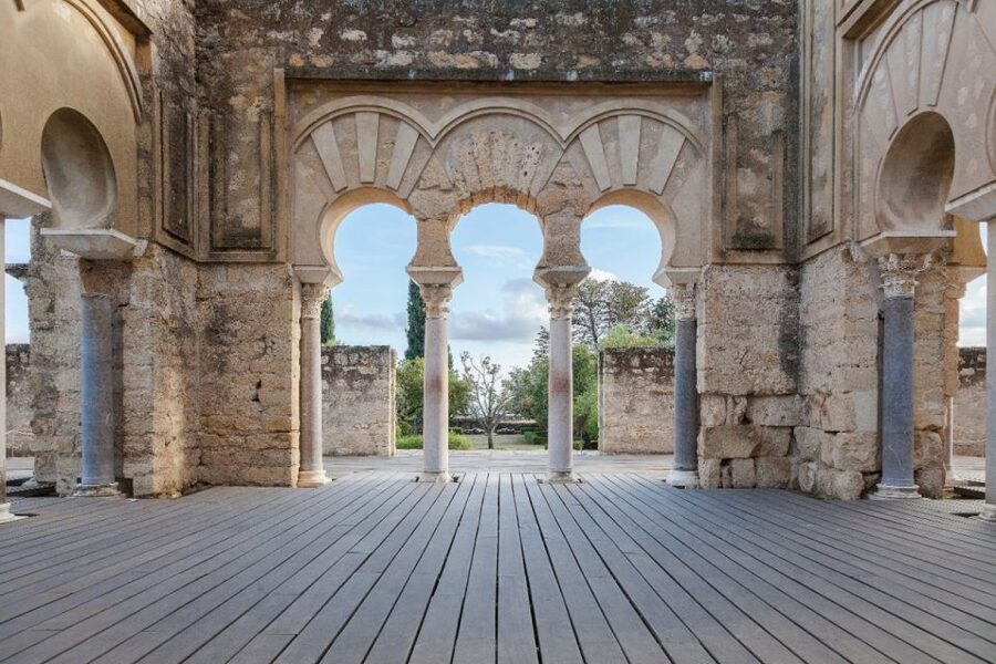 Córdoba: Medina Azahara 3-Hour Guided Tour - The Ride From Córdoba: Two Ways to Do It
