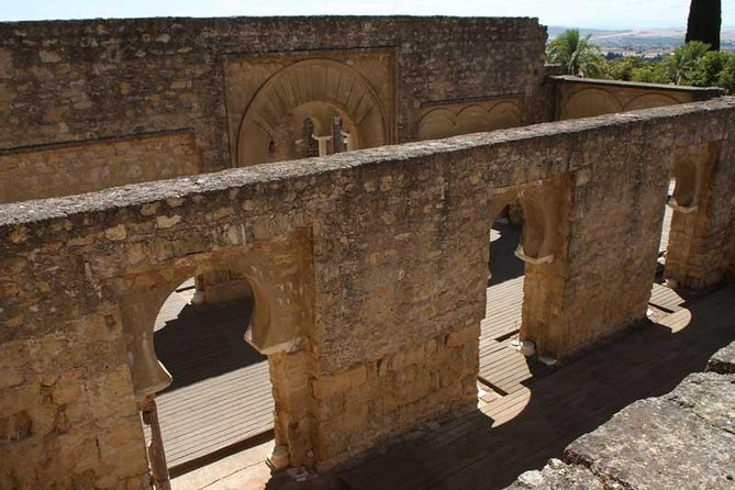 Córdoba: Medina Azahara Guided Tour - What you learn walking the palace grounds