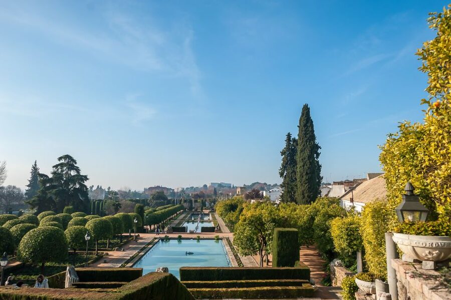 Cordoba: Monuments Walking Tour - Why this Córdoba monuments walk feels different than DIY