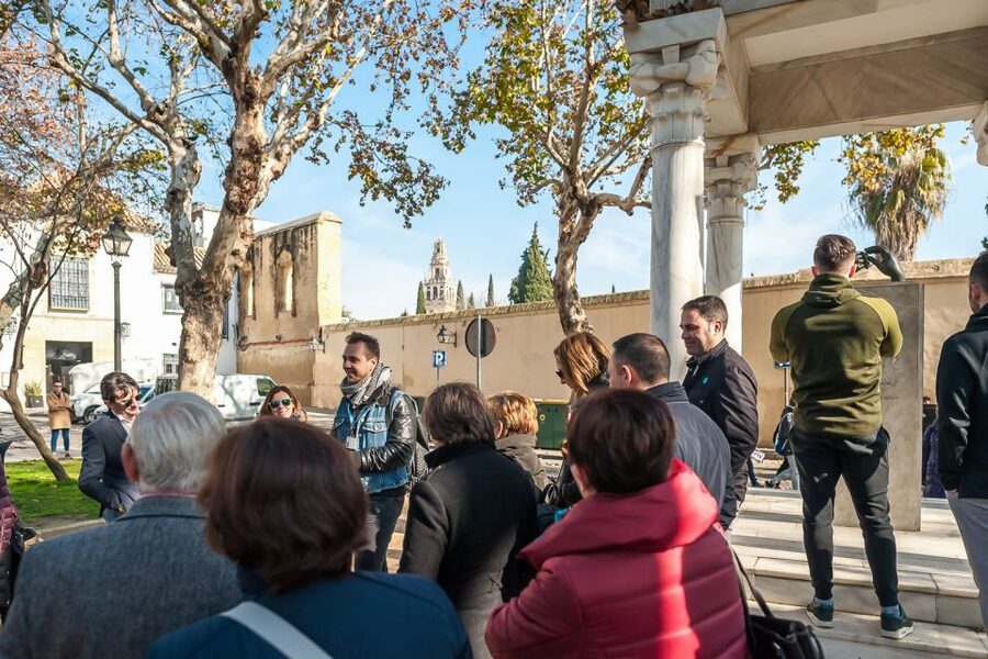 Cordoba: Monuments Walking Tour - The Mosque-Cathedral in one guided hour: what to pay attention to