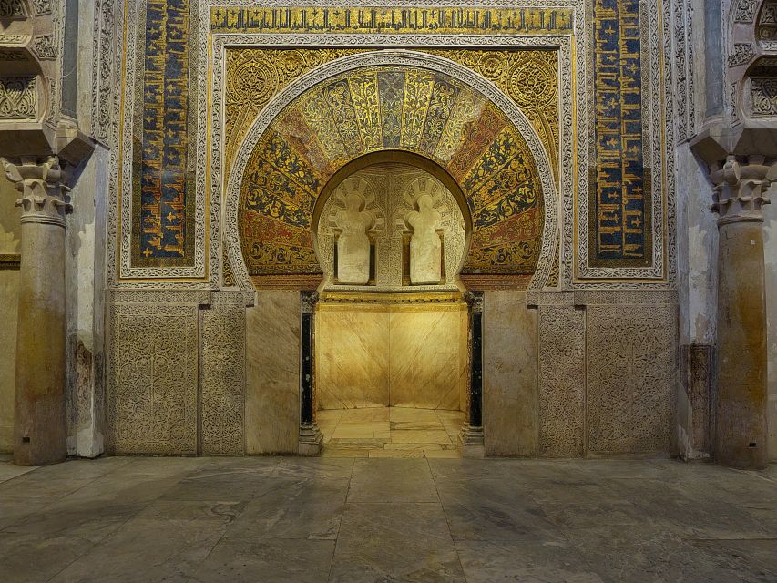 Córdoba: Mosque and Alcazar Private Tour with tickets - A 3-hour hit of Cordoba’s two power centers