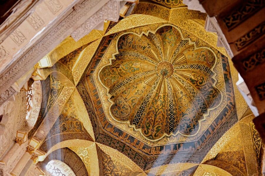 Cordoba: Mosque-Cathedral and Jewish Quarter Guided Tour - Why Córdoba’s Mosque-Cathedral is a must in 4.5 hours