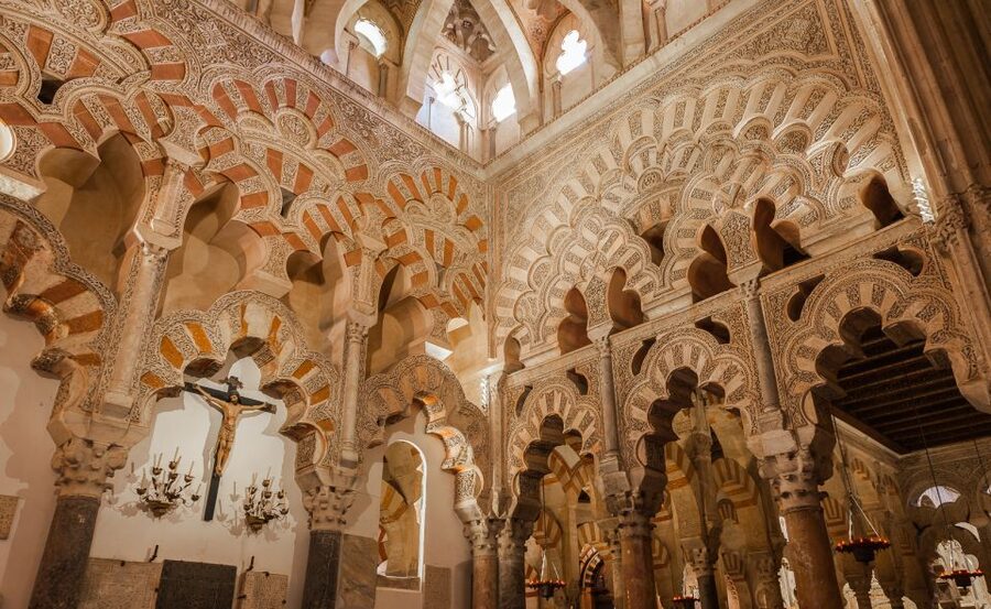 Cordoba Mosque-Cathedral: Skip-the-Line Guided Tour - When an art historian guide makes the difference in real time