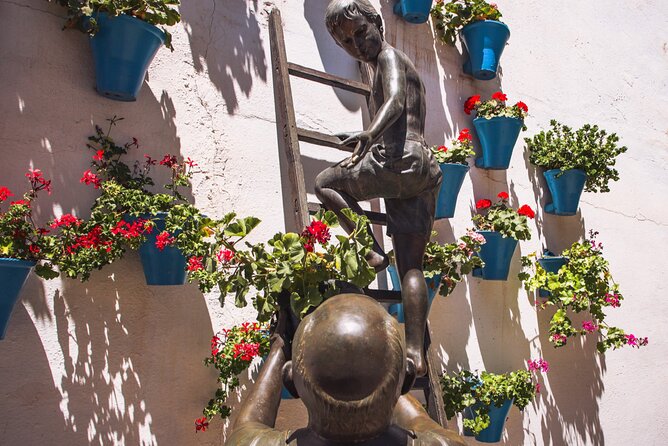 Córdoba Scavenger Hunt and City Highlights Walking Tour - Walking comfort and timing: how to make 1 to 2 hours work