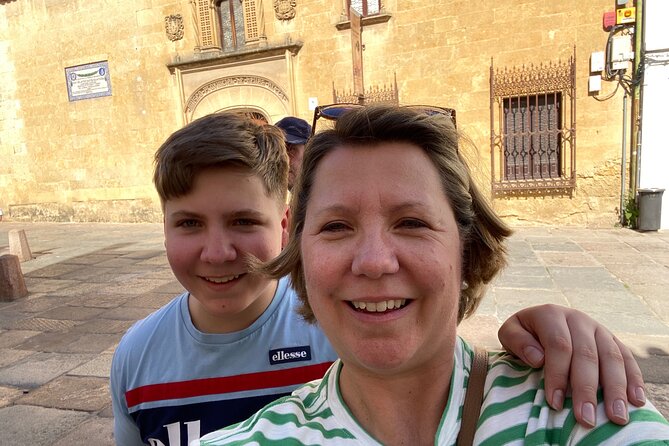 Córdoba Scavenger Hunt and City Highlights Walking Tour - Price and value: why $10.45 can make sense