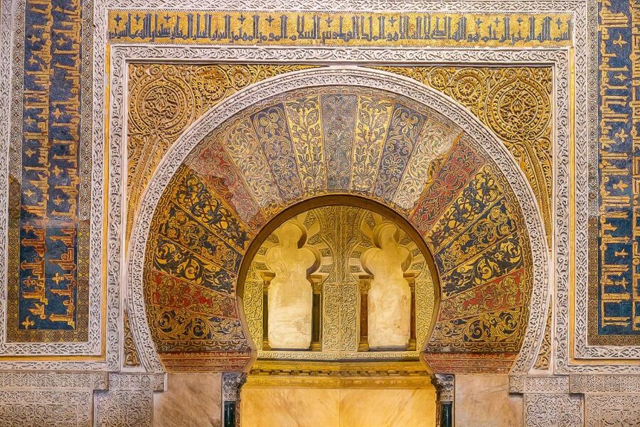 Córdoba: Skip-the-Ticket-Line Mosque-Cathedral Guided Tour - Dress code and rules that can trip you up