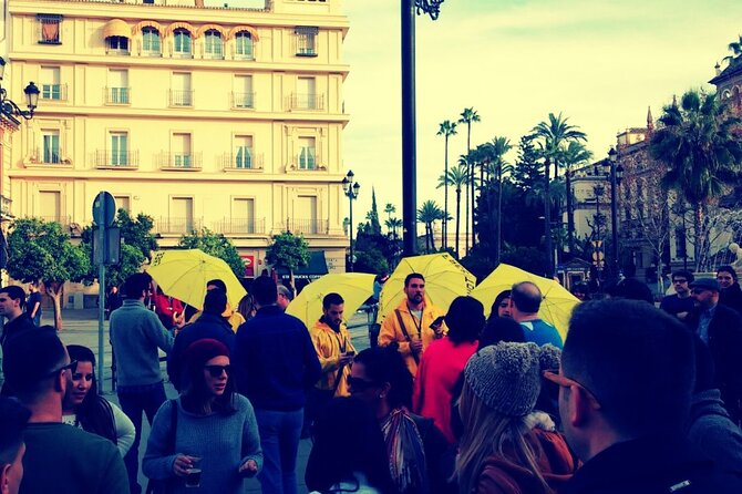 Cultural Walking Tour of Seville Monumental - Entering Seville’s Monumental Center (in about 2 hours)