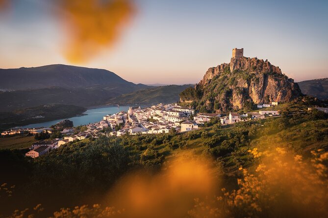 Day trip to Zahara, Setenil and Ronda from Seville - Stop 1: Zahara de la Sierra, viewpoints and tight village roads