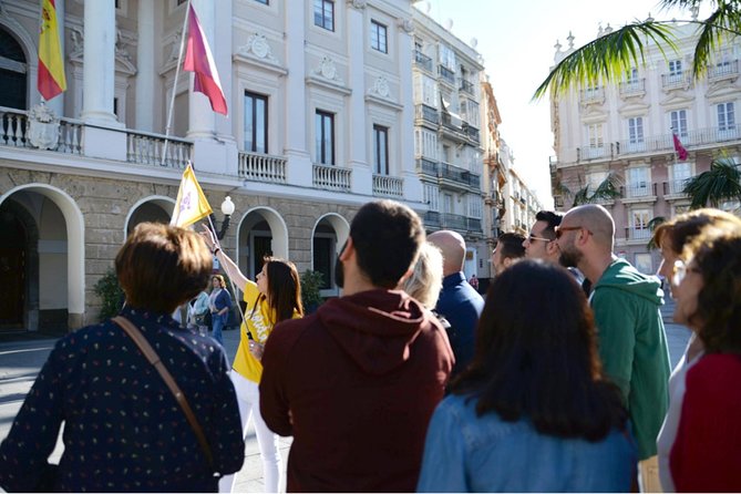 Discover Cádiz walking tour - Plaza San Antonio: Cádiz house architecture and small curiosities