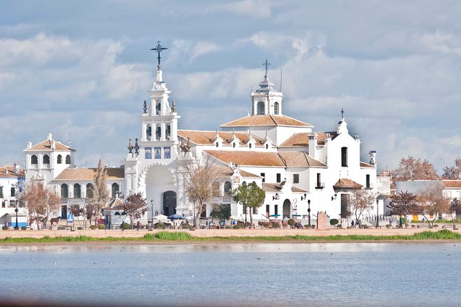 Donana National Park and El Rocío: Private Tour from Seville - 4x4 Jeep ride, 10 hours total, and what the pace really feels like